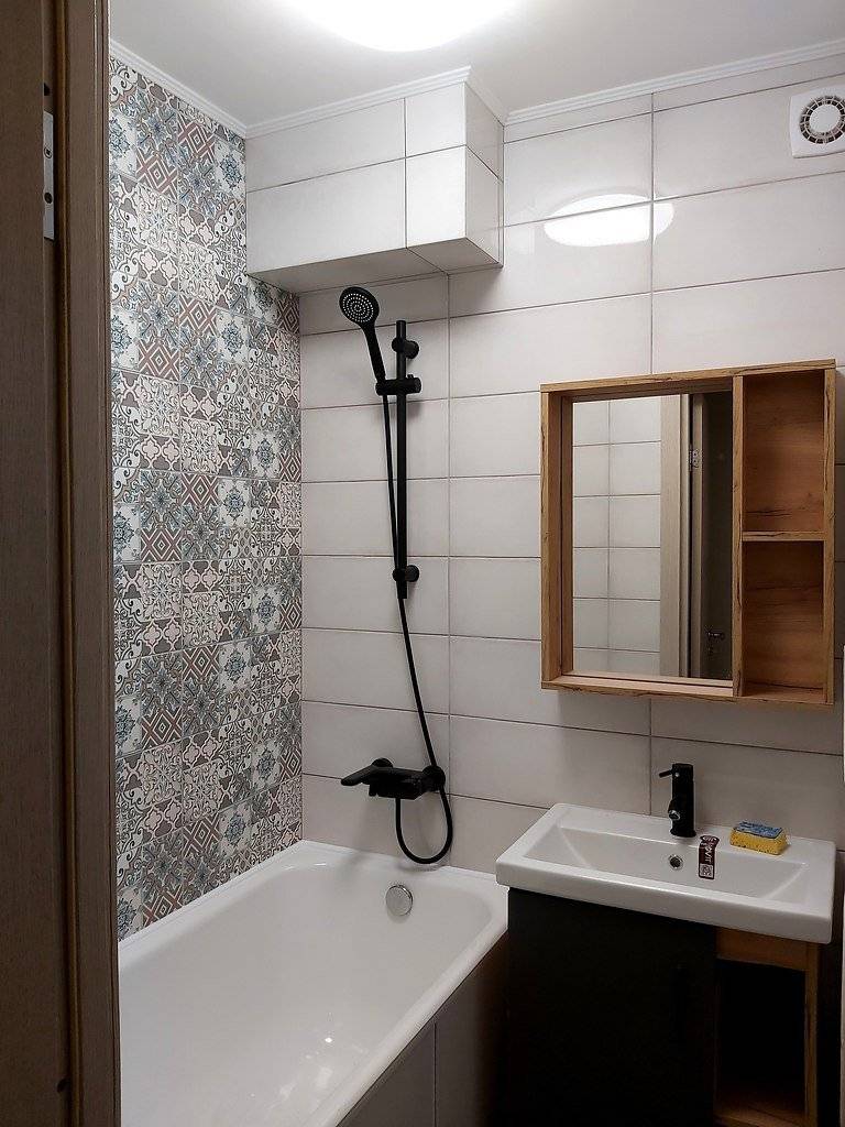 Дизайн ванной в «Брежневке». Рекомендации по подбору наполнения ванной комнаты