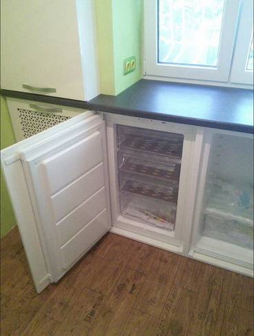 Хрущевский холодильник: 7 способов задействовать нишу под окном в типовой квартире