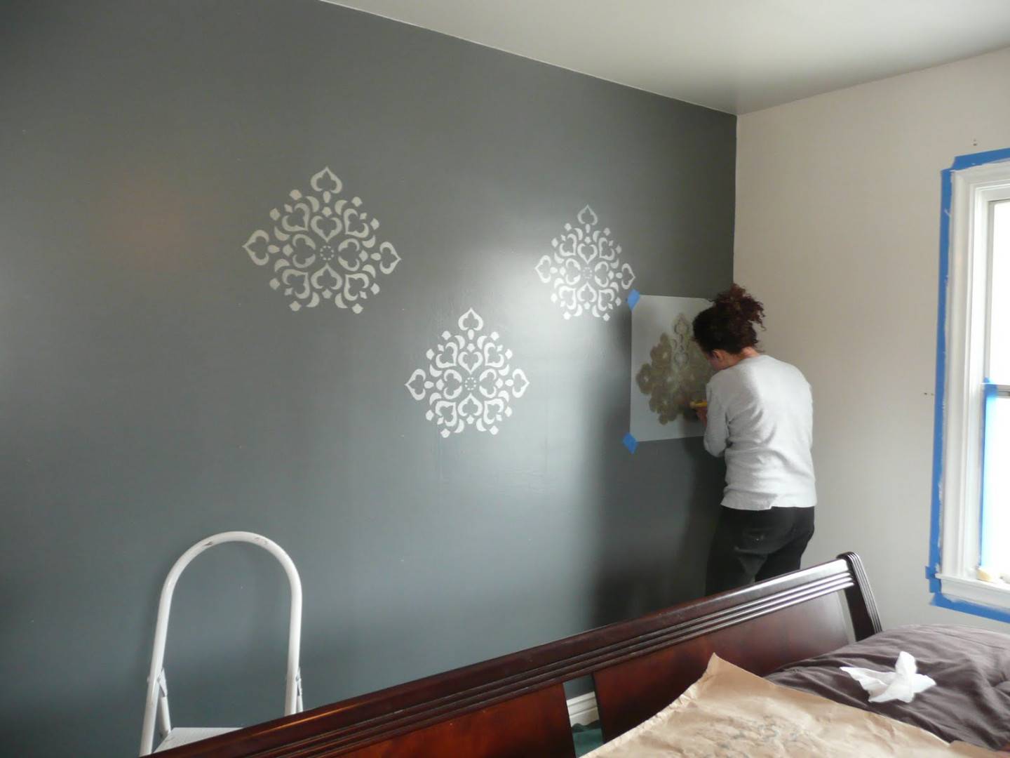Как делать рисунки на стенах в квартире