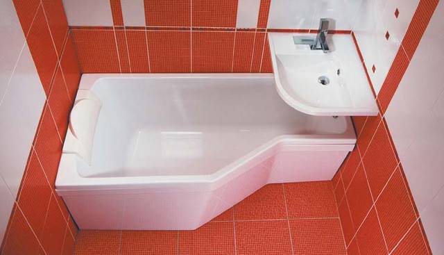 Красная ванная: как сделать дизайн гармоничным