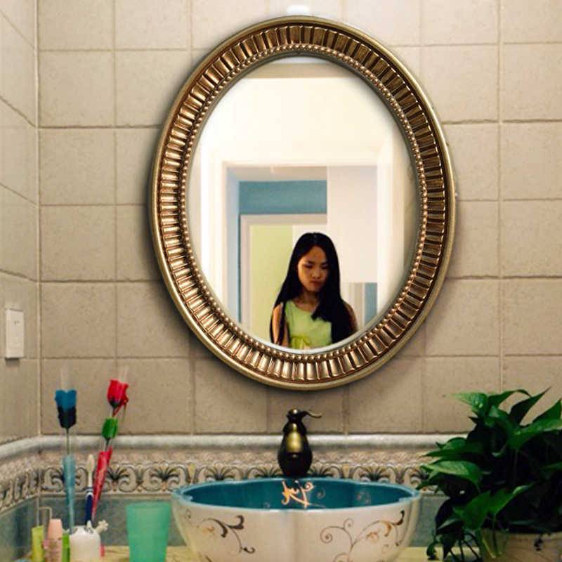 Выбор овального зеркала в ванную комнату и типы аксессуаров