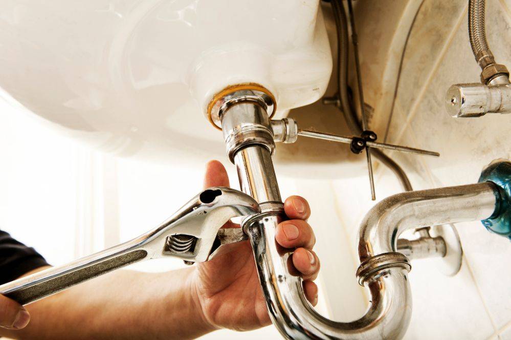 Как избавиться от запаха в трубах: как устранить, убрать запах из канализационных труб в ванной, лучшие средства