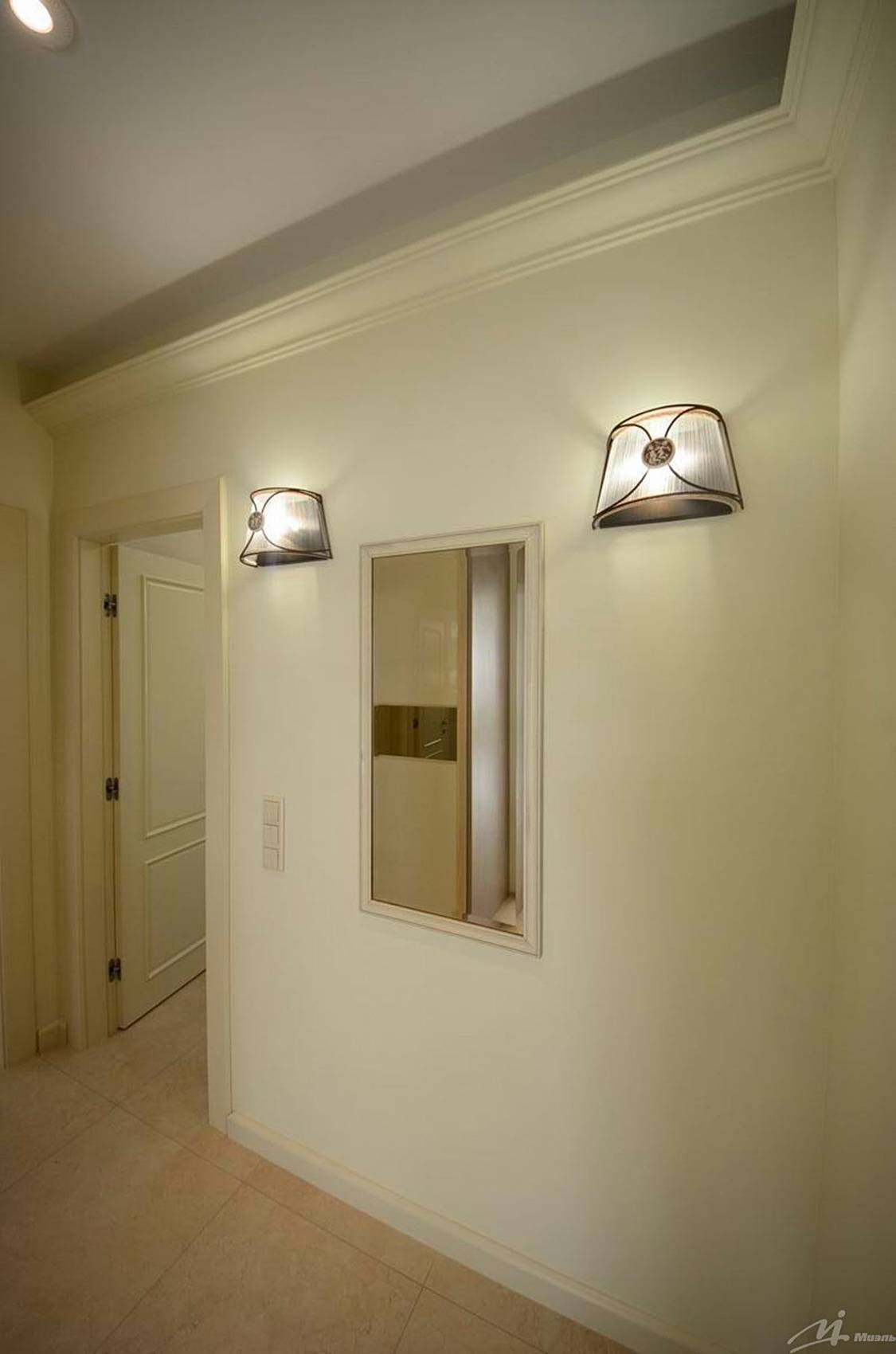 Примеры дизайна настенных светильников для коридора