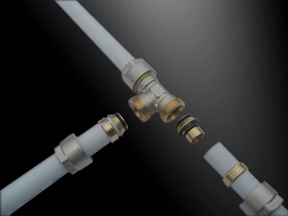 Как соединять и монтировать металлопластиковые трубы