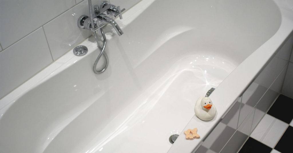 Как убрать царапины на акриловой ванне в домашних условиях