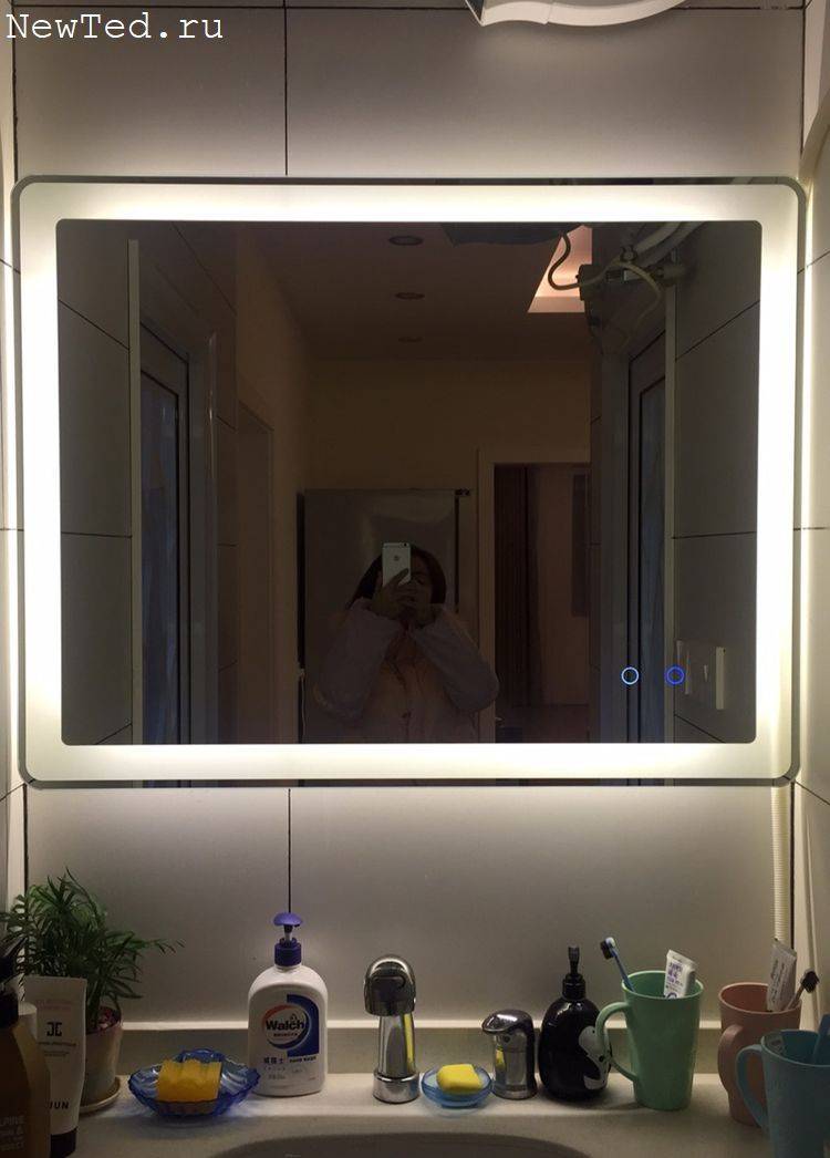 Чудесное всевидящее око в ванной: зеркало с подсветкой