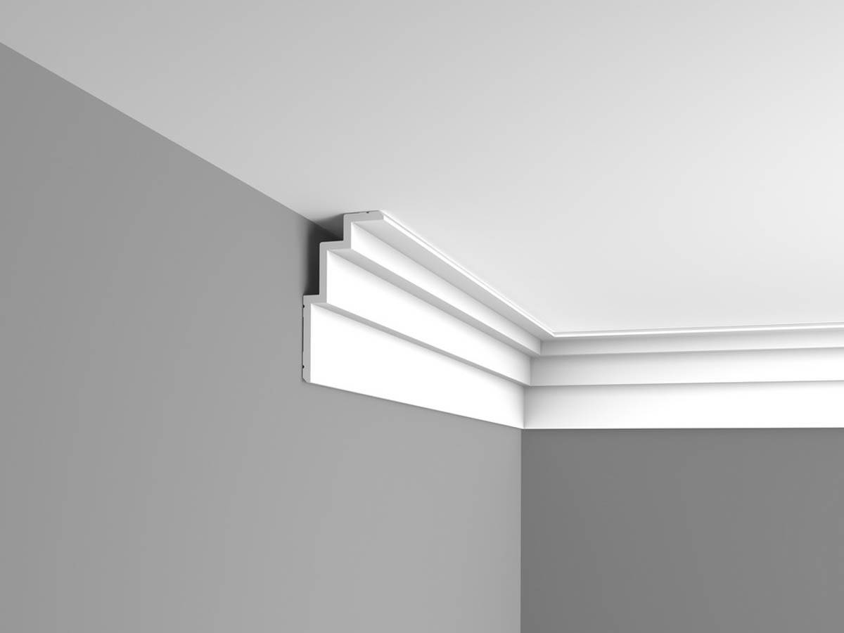Полиуретановый плинтус для потолка: виды, инструкция по монтажу