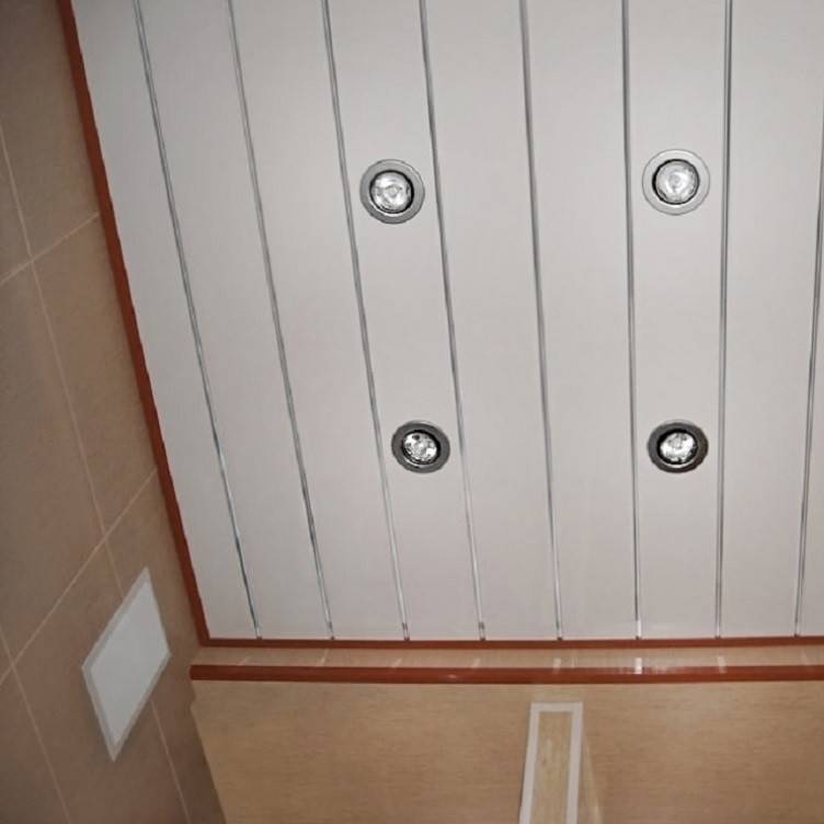 Пластиковый потолок в ванной - 99 фото оригинальных вариантов отделки потолка из пвх