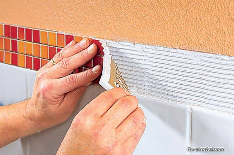 Самоклеющаяся пленка для стен в ванной комнате: практичный ремонт своими руками