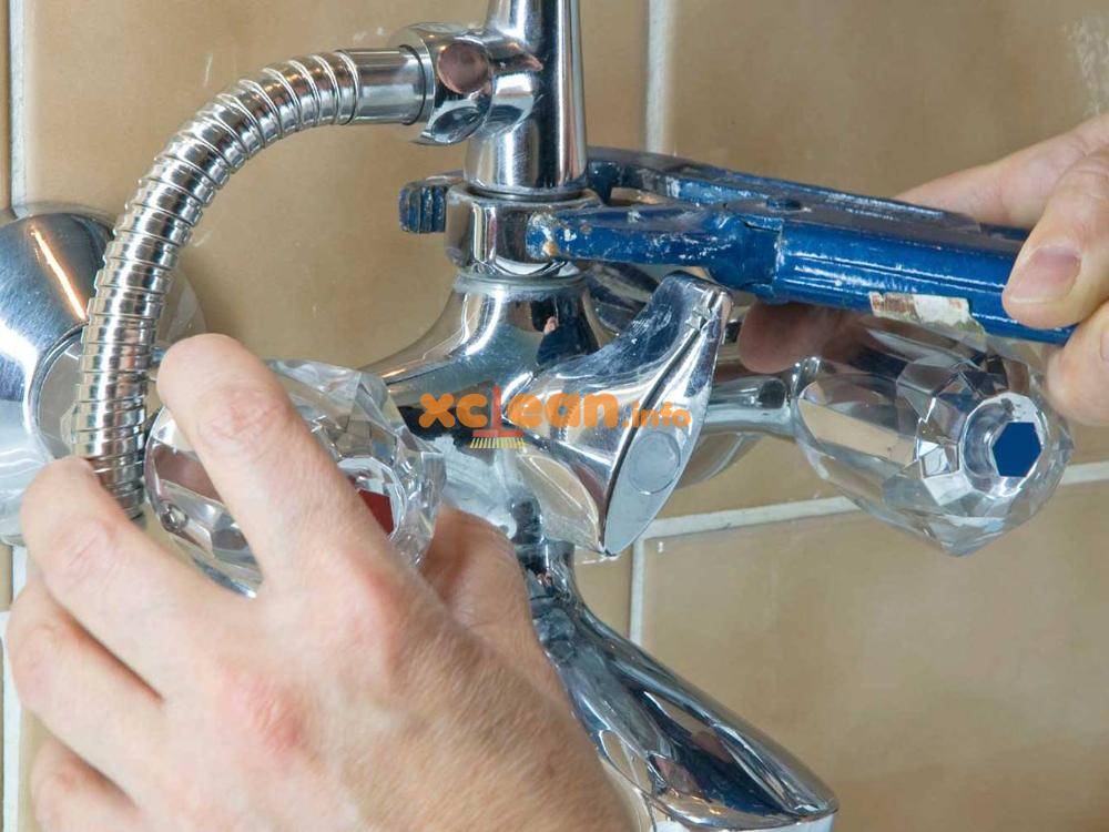 Как отремонтировать смеситель для ванной и видео как починить кран