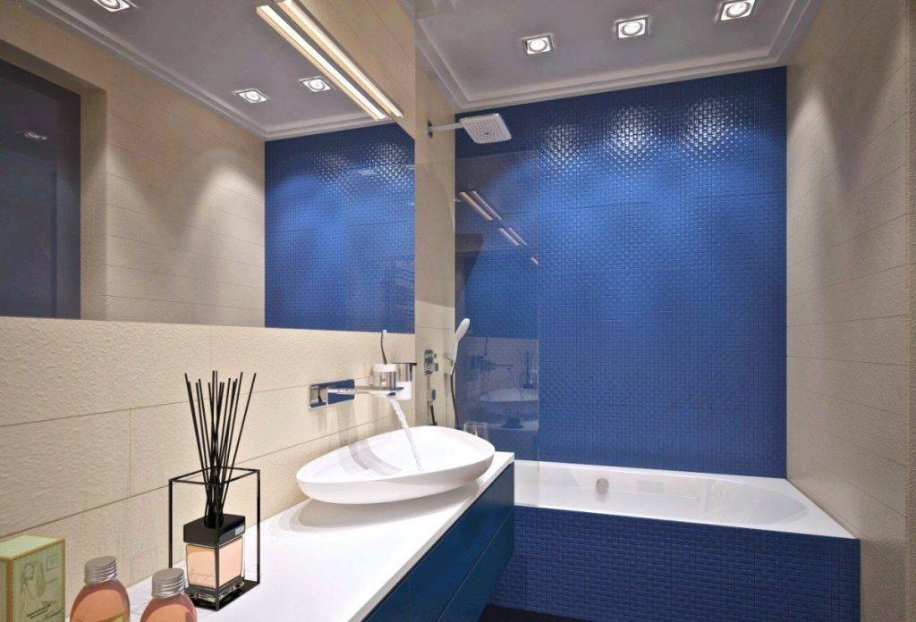 Голубая и синяя ванная комната