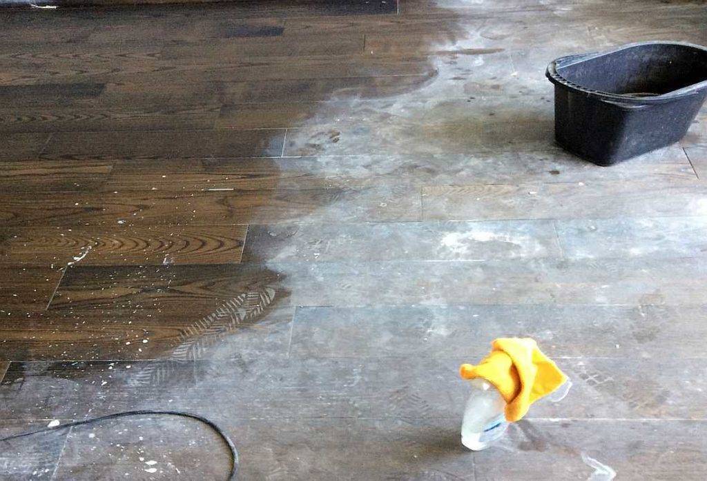 Как и чем отмыть поверхность из плитки после ремонта, простые и более сложные способы очищения кафеля