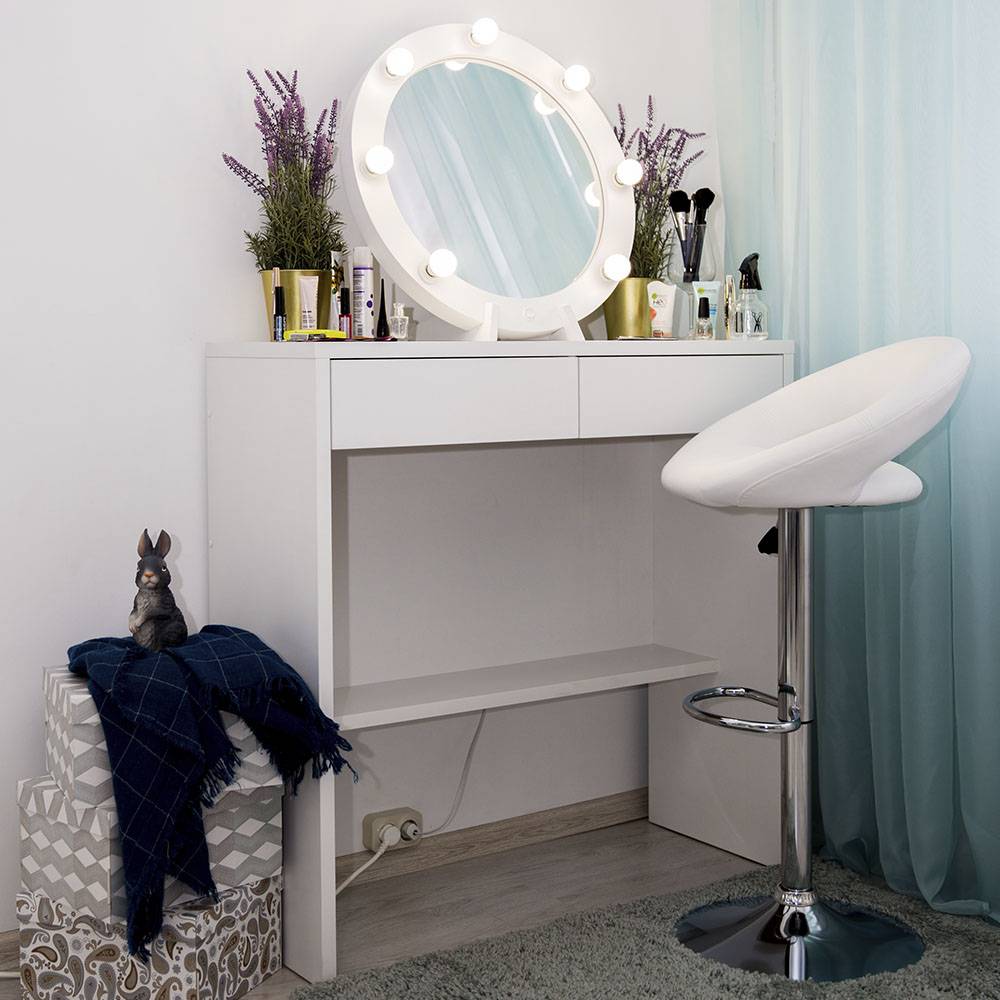 Туалетный столик с зеркалом и подсветкой: 140+ (фото) вариантов для вашей спальни