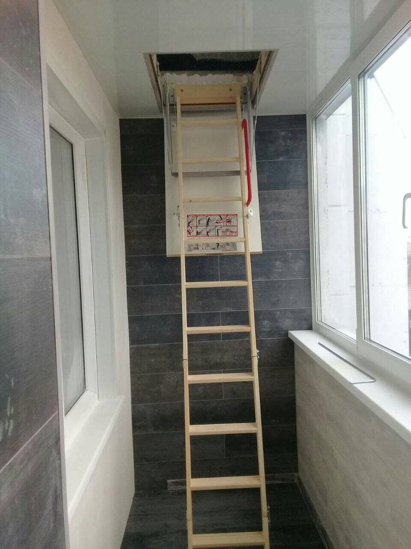 Пожарная лестница на балкон: можно ли ее убрать и какой штраф за демонтаж (фото и видео)
