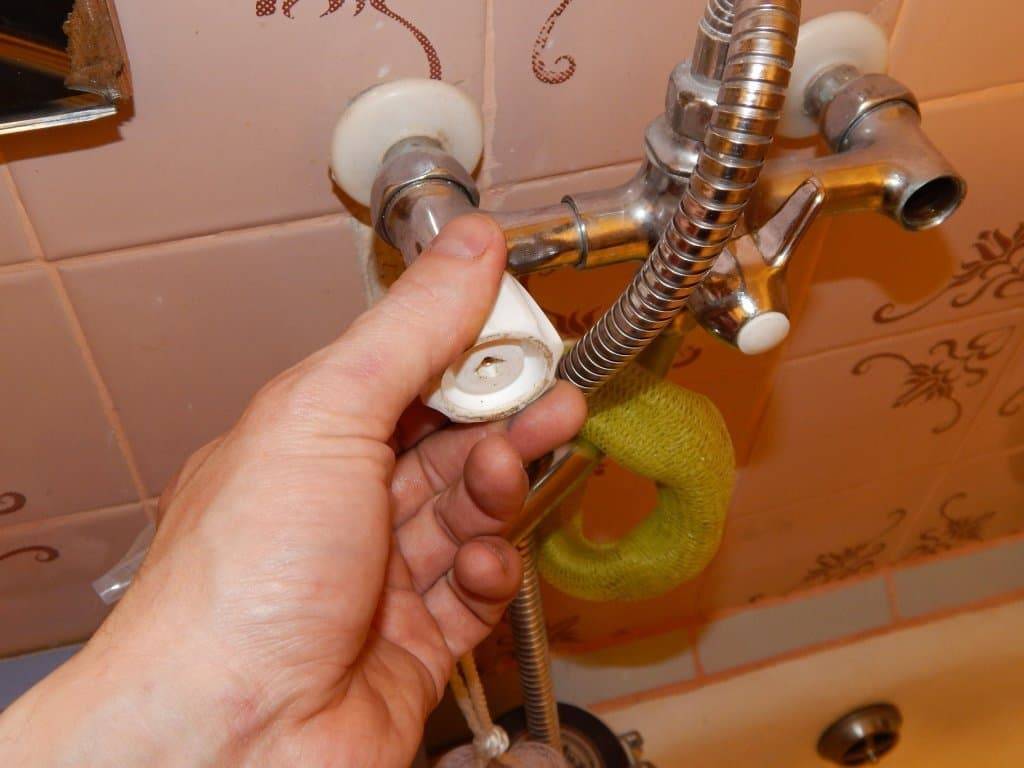 Как убрать известковый налет с крана в домашних условиях: топ 20 средств для очистки