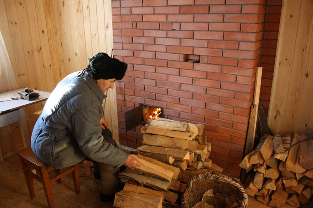 Какие дрова лучше всего использовать для протопки бани - советы эксперта