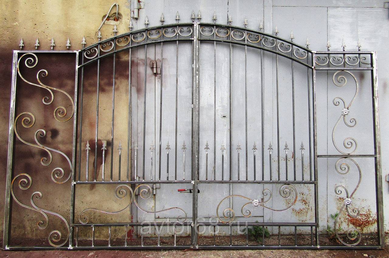 Ворота из холодной ковки фото