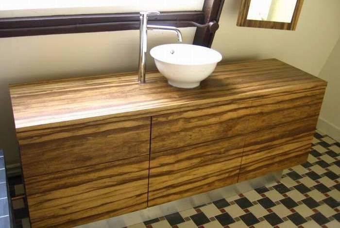 Столешницы для ванной комнаты: современные дизайнерские решения под раковину, варианты установки
