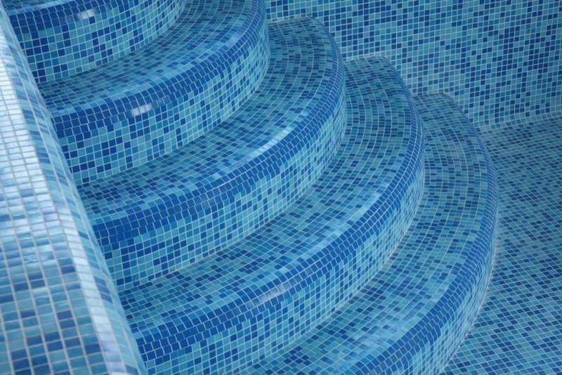 Советы по отделке бассейна мозаикой: как выбрать и правильно уложить