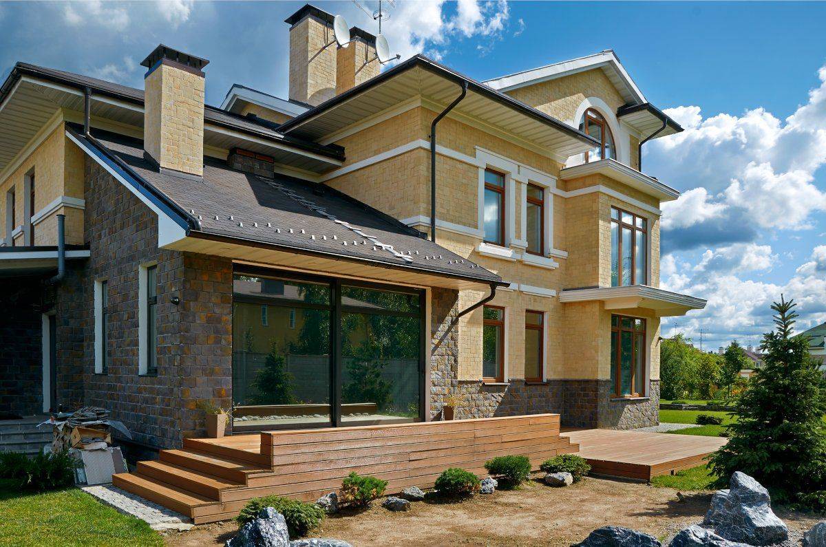 Облицовка фасада дома: какой материал лучше выбрать?