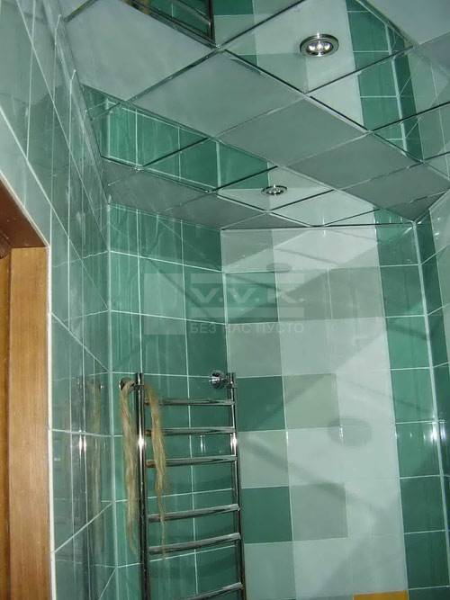Стеклянный потолок в ванной монтаж своими руками