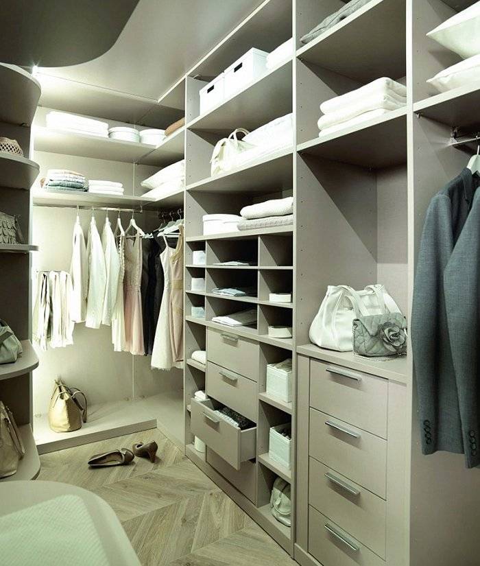 Маленькая гардеробная комната в вашем доме — 45 стильных фото