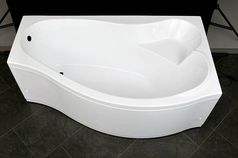 Как выбрать угловую ванну: размеры, виды, классификация угловых моделей