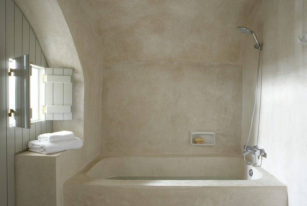 Водостойкая штукатурка: топ-10 брендов для выравнивания стен в ванной