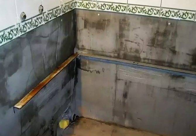 Как закрепить ванну к стене и полу чтобы не шаталась — пошаговое видео и фото