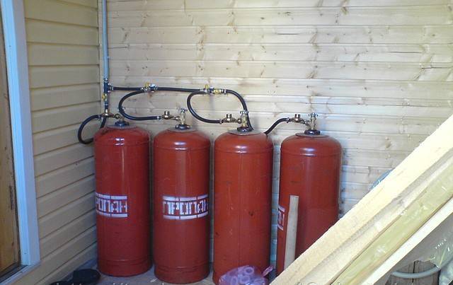 Расход газа на отопление частного дома, как уменьшить, сжиженный пропан в литрах для газового котла на 50, 60, 80 кв. м и 400м2