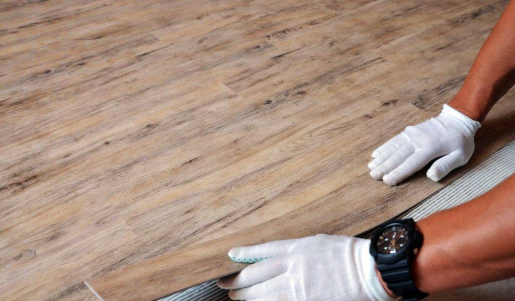 Строительный материал для идеального ремонта — виниловая плитка для пола