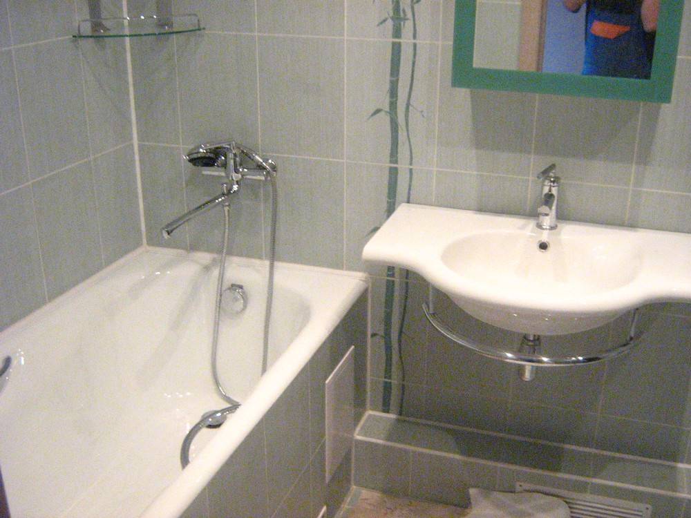 Ремонт в ванной в хрущевке - ход работ и полезные советы