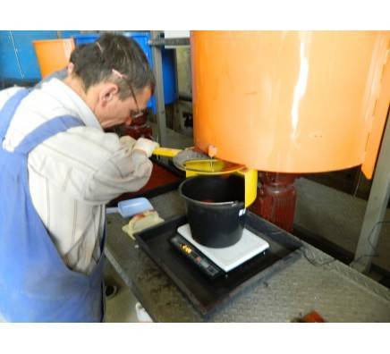 Производство резиновой плитки: оборудование для мини завода, миксер, пресс