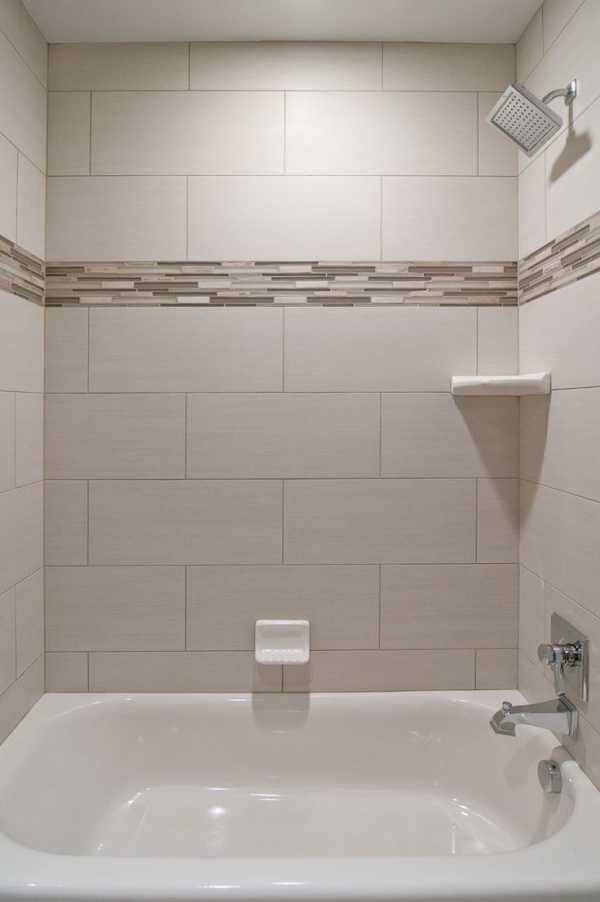 Варианты раскладки плитки в ванной комнате, подходящие способы укладки для маленькой ванной, фото