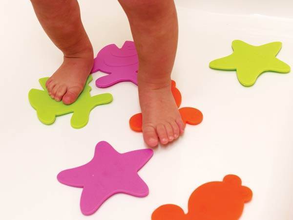Детские миниковрики для ванны: разновидности ковриков