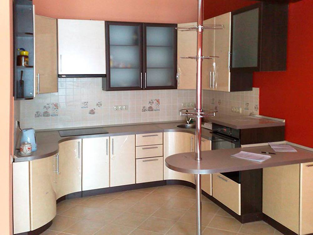 Самые удобные угловые кухни в интерьере - 119 реальных фото