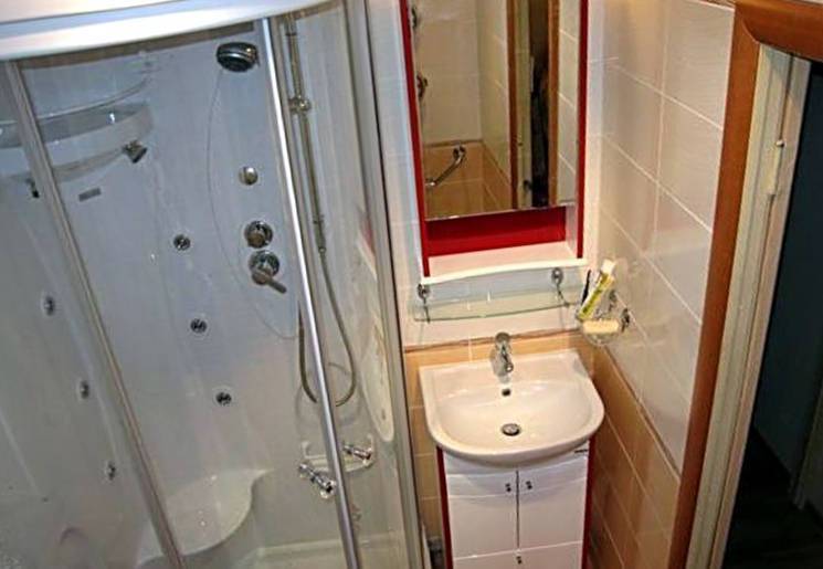 Дизайн ванной с душевой кабиной: 47 фото обустройства