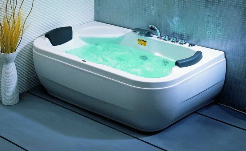 Из какого материала и какую ванну лучше выбрать? обзор предложений на рынке сантехники
