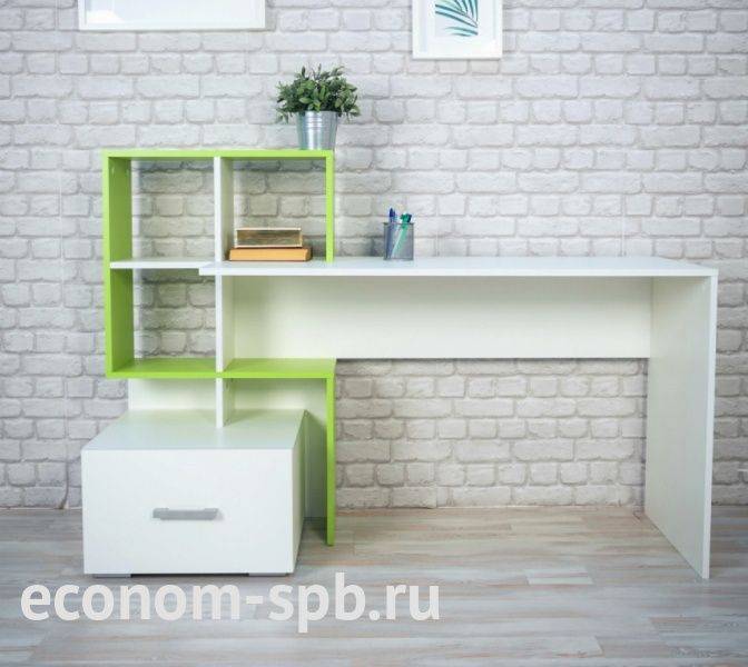 Письменный стол для школьника