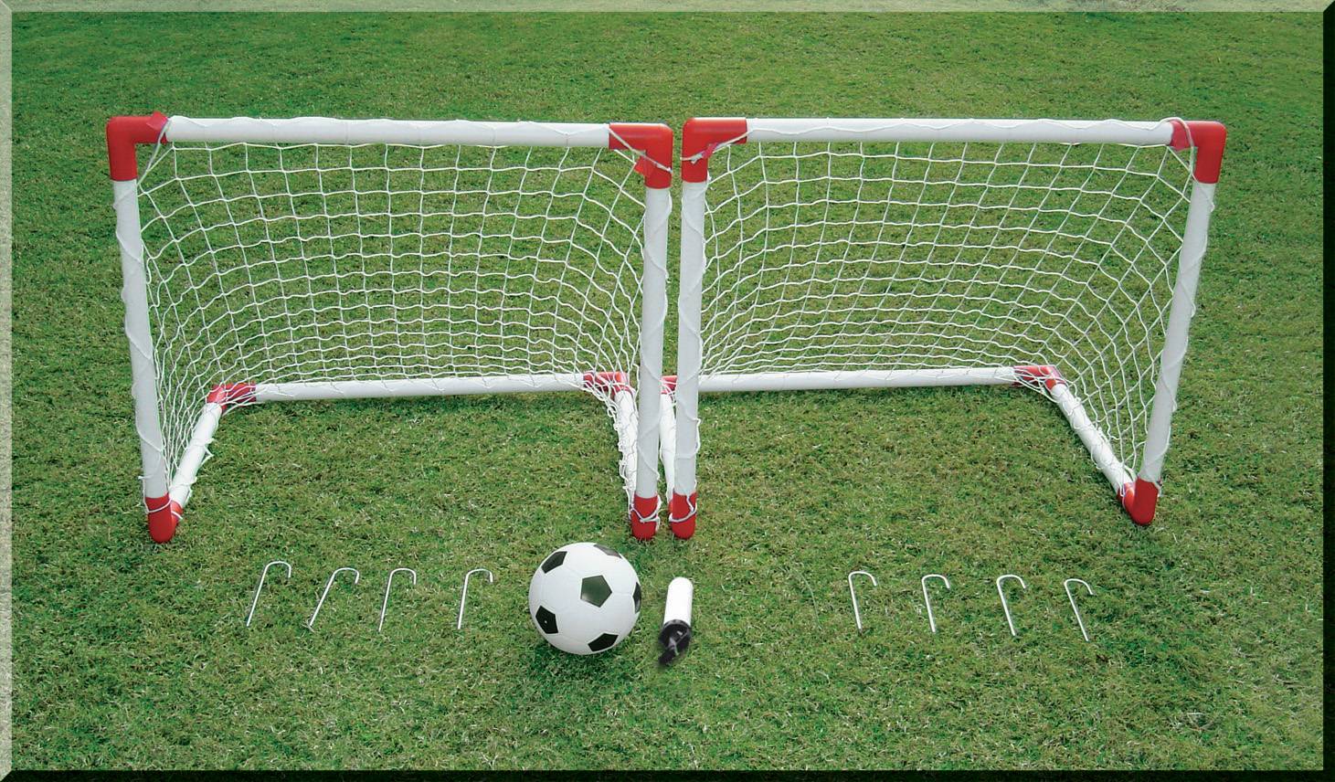 Размер футбольных ворот, параметры для профессиональной и детской игры