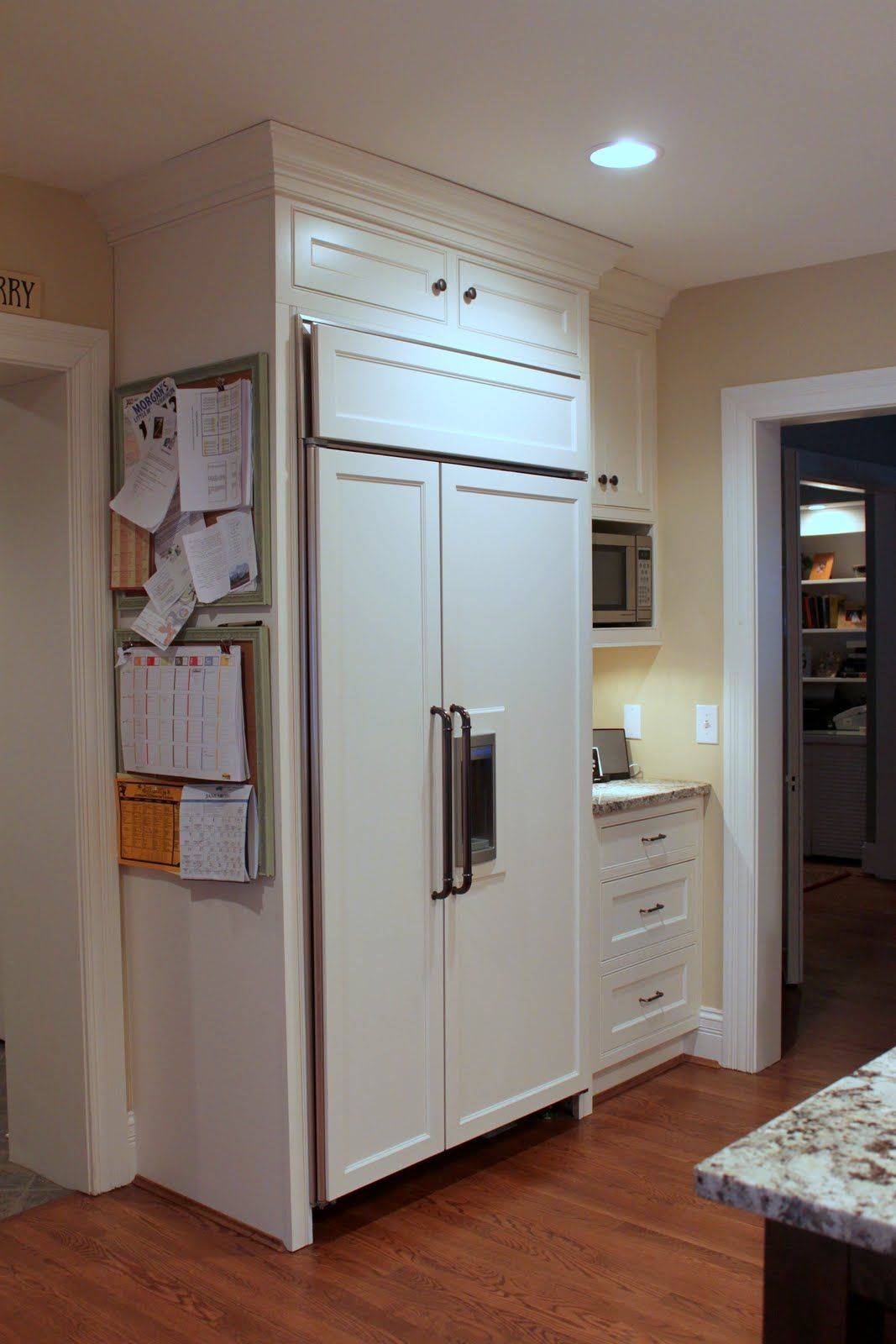 Холодильник в шкафу прихожей: коридора дизайн и фото, как стиральную машину спрятать и разместить