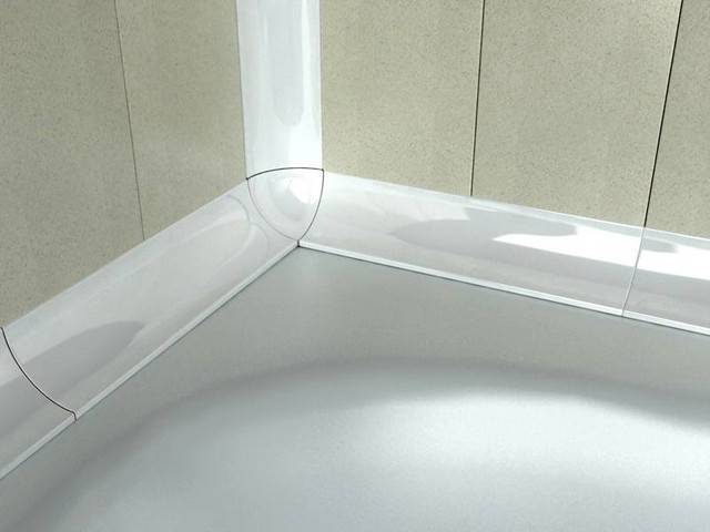Разновидности и монтаж бордюрной ленты для ванны