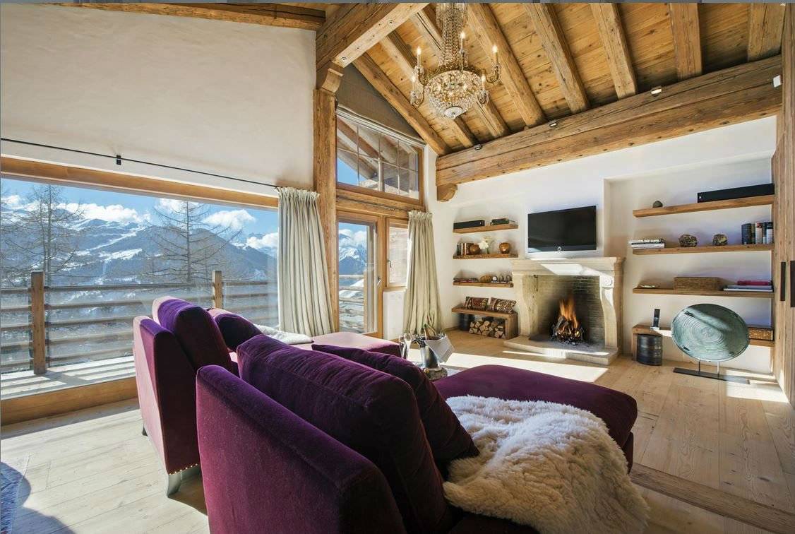 Стиль шале в интерьере загородного дома: приметы альпийского стиля и фото красивых примеров