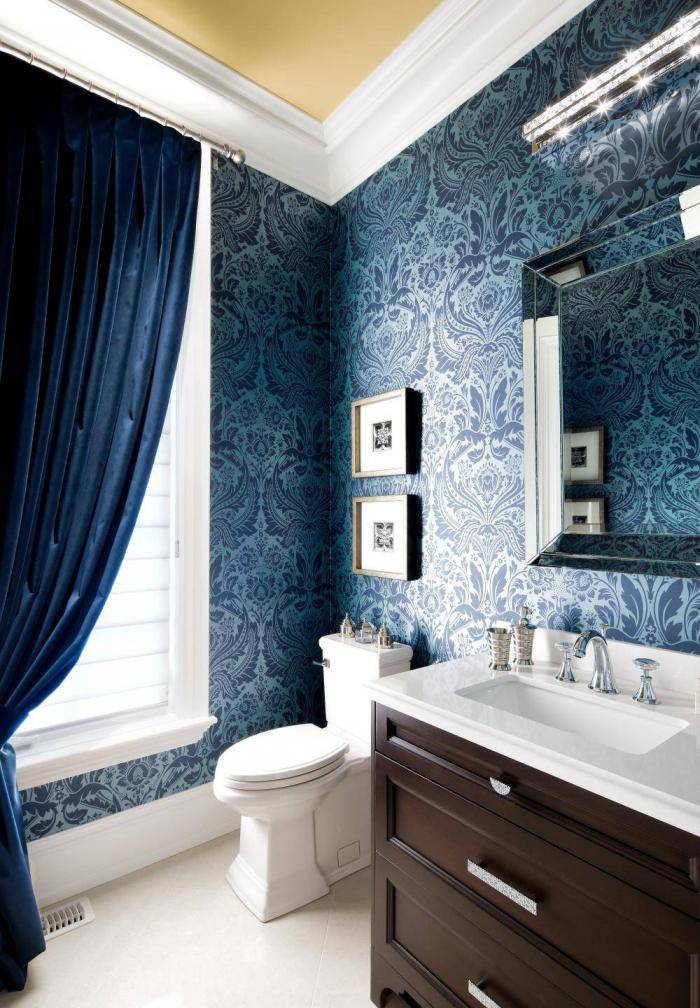 Правила оформления голубой ванной комнаты, как выбрать цветовую палитру и стиль - 18 фото