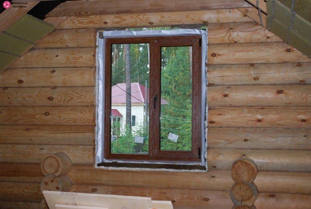 Окна для бани: деревянные или пластиковые?
