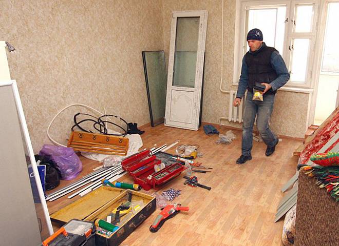 С чего начать ремонт в квартире, в которой живешь и как его закончить