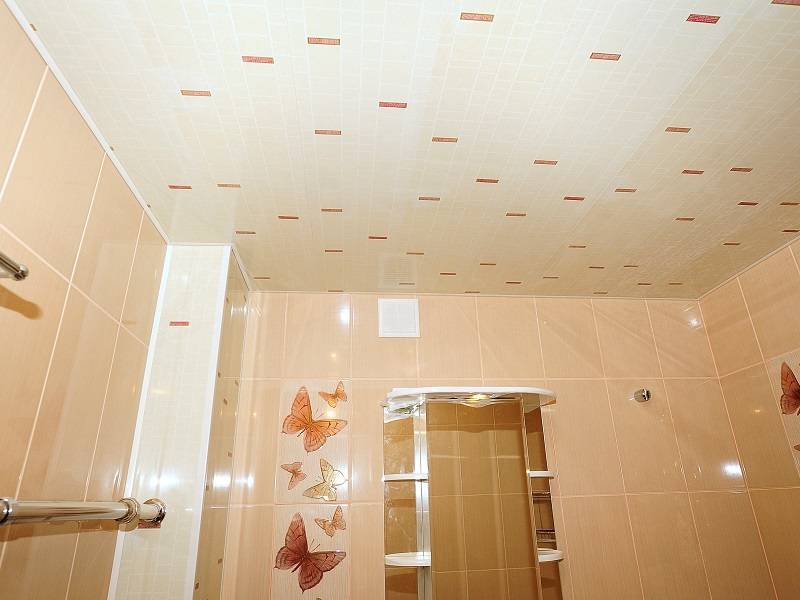 Потолок в ванной - виды и материалы отделки