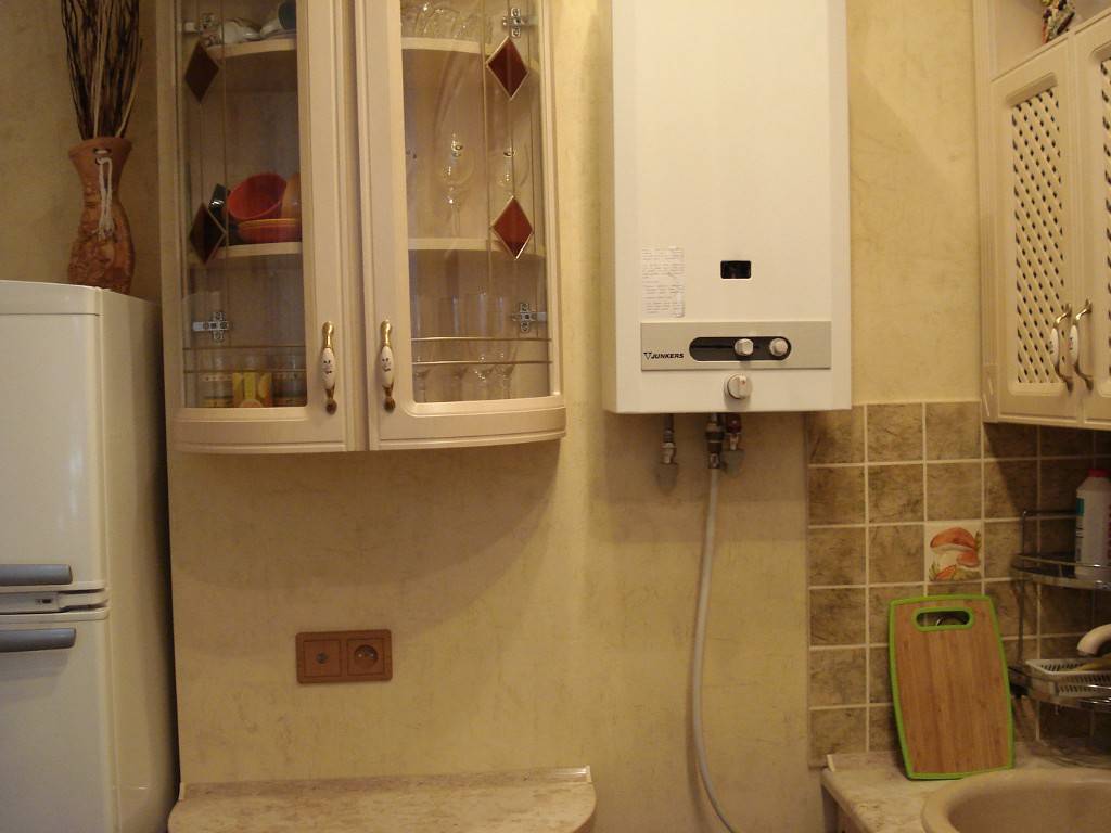 Газовая колонка в ванной комнате: можно устанавливать
