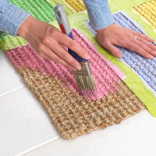 Изготовление коврика для ванной. Необходимые материалы и варианты исполнения