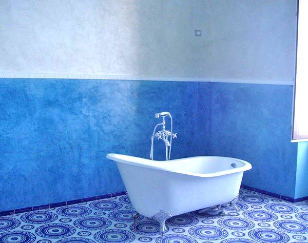 Покраска стен в ванной своими руками - подготовка, пошаговая инструкция, как покрасить стены,чем покрасить ванную комнату,идеи, ванна под покраску,окраска,какой краской, покрашенные стены , водоэмульс